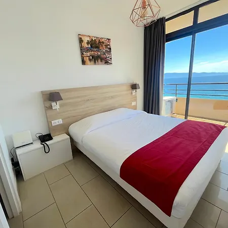 아파트 T2 Avec Piscine Chauffee - Vue Mer Exceptionnelle- Les Calanques Routes Des Sanguinaires- Parking Inclus & Wifi