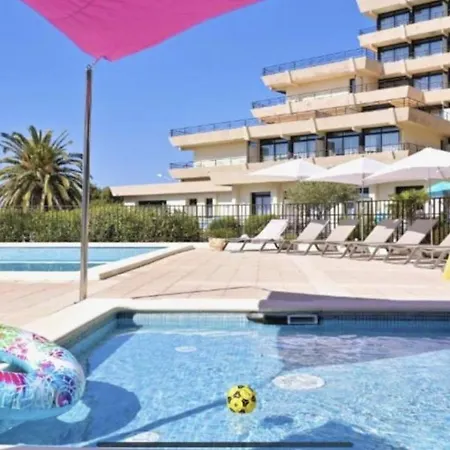 T2 Avec Piscine Chauffée - Vue Exceptionnelle- Les Calanques Routes Des Sanguinaires- Parking Inclus&wifi Appartement *