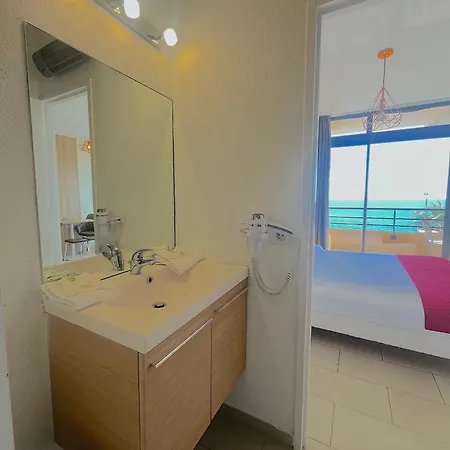 L'azur Des Calanques - T2 Avec Piscine Chauffee & Vue Exceptionnelle- Parking & Wifi * 阿雅克肖