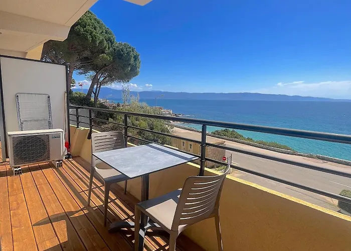 L'azur Des Calanques - T2 Avec Piscine Chauffee & Vue Exceptionnelle- Parking & Wifi Apartment *
